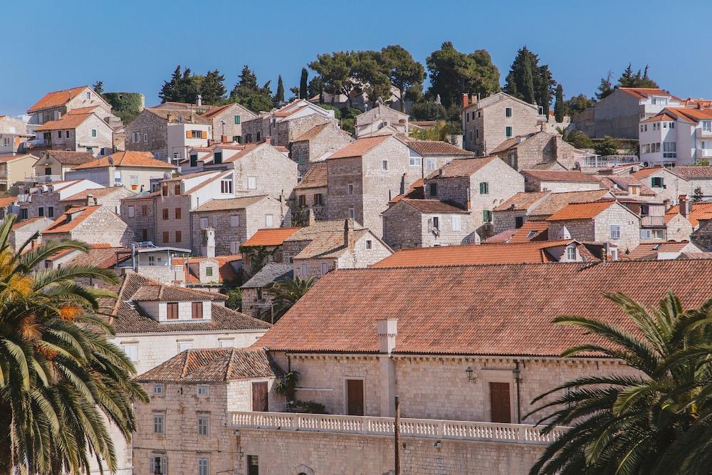 Hotel Park Hvar à Hvar Town Extérieur photo